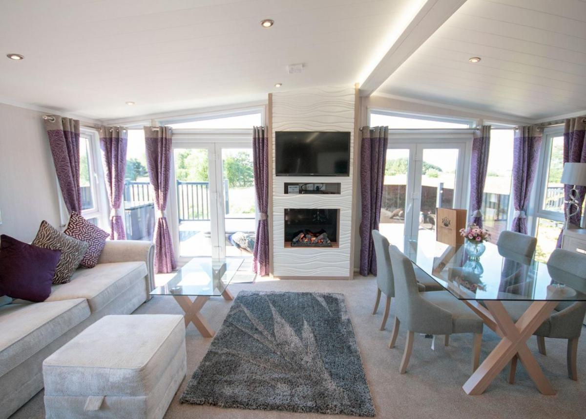Westlands Country Park Hotel Annan Luaran gambar